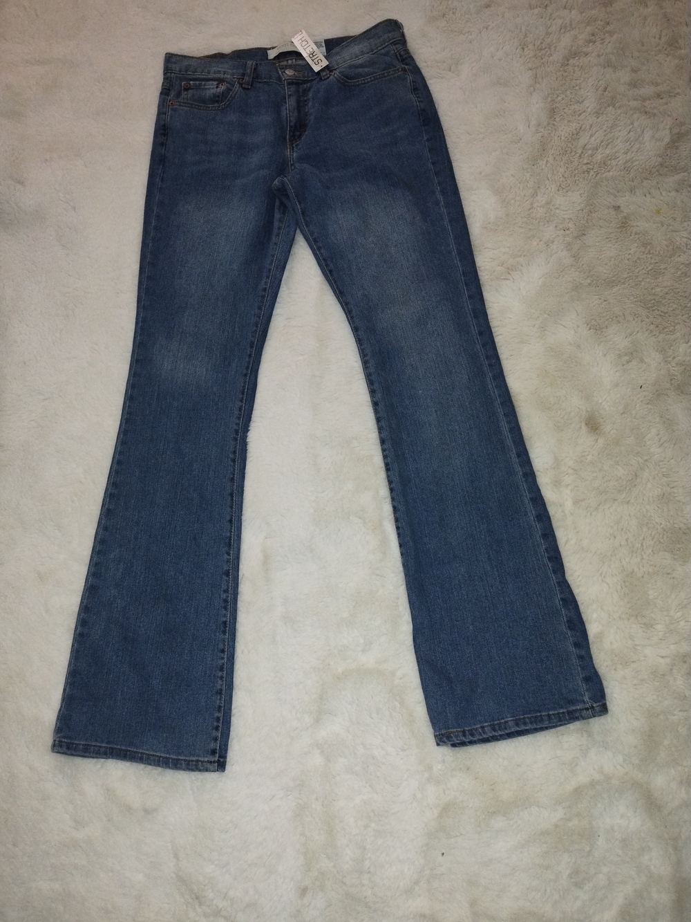 Levi's Women's Denim Flared Jeans in Medium Blue Wash